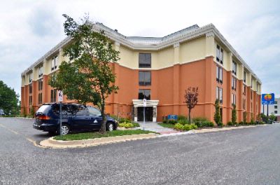 Hampton Inn - 