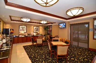 Hampton Inn - 
