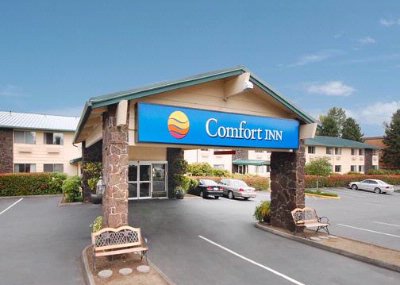 Comfort Inn Kirkland - Hotel Entrance