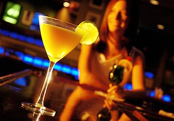 Orlando Marriott Downtown - Enjoy Our Famous Spectator's Bar & Grille