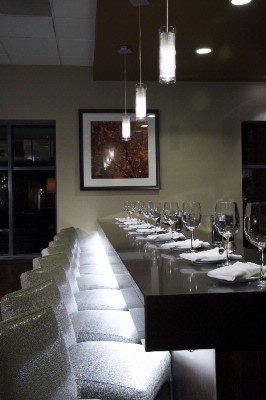 Sheraton Suites Old Town Alexandria - Dine Drink & Escape