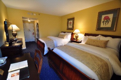 Nassau Inn - Room With Two Queen Beds