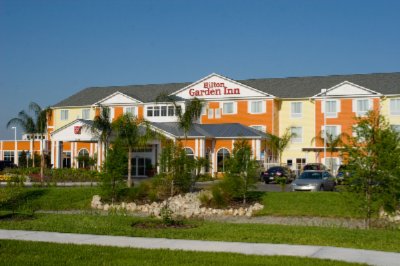 Hilton Garden Inn Lakeland - Entrance To Hotel
