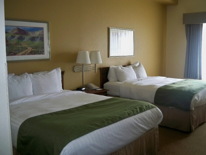 Guest Room - Double Queen
