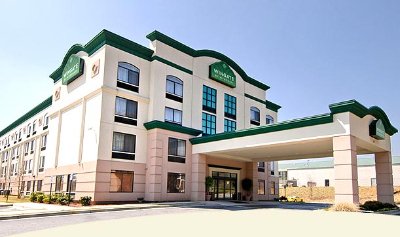 Wingate by Wyndham Atlanta at Six Flags - 