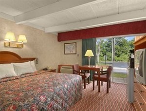 The Spacious Single Bed Room