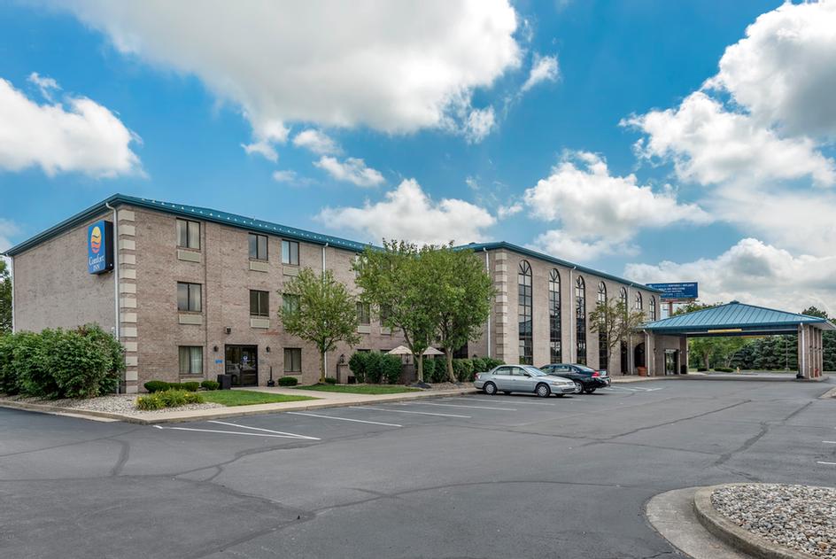 Lees Inn & Suites - Exterior
