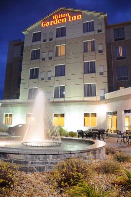 Hilton Garden Inn - The Fountain At Night