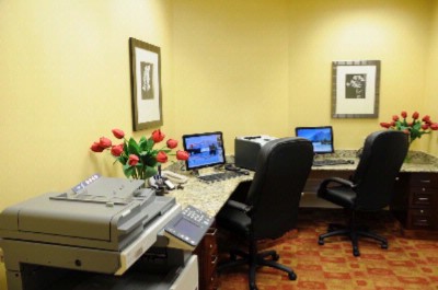 Hilton Garden Inn - 24 Hour Business Center