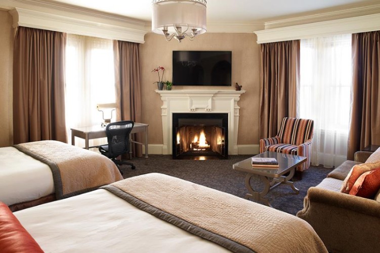 The Lenox - Guestroom (king)