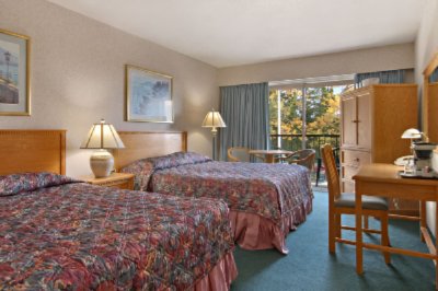 Ramada Victoria - Bedroom