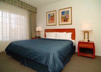Clarion Suites - King Suite - Bedroom