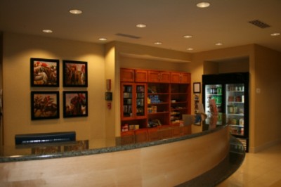 Springhill Suites Louisville Airport - Enjoy Tasty Options From Our On-site Market Open 24 Hours.