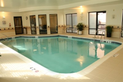 Springhill Suites Louisville Airport - Relax With A Splash In Our Heated Indoor Pool Or Catch A Few Rays On Our Outdoor Patio.