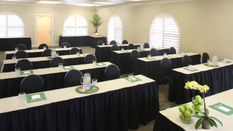 Days Hotel Hotel Circle by Seaworld - 