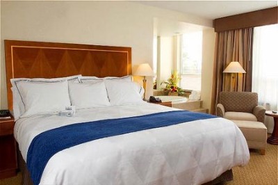 Radisson Hotel Carteret Newark - Guest Room