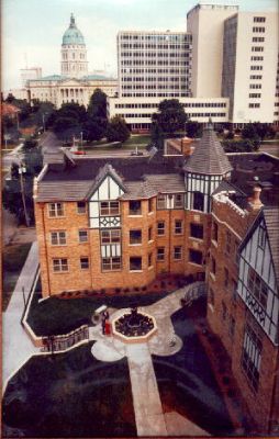 The Senate Suites Hotel - Welcome To The Senate Suites Hotel