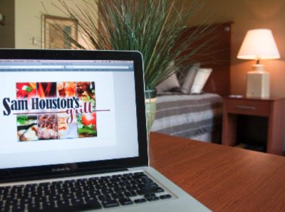 Settle Inn Conference Center / Baymont Inn & Suite - 