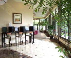 Lobby Internet Cafe