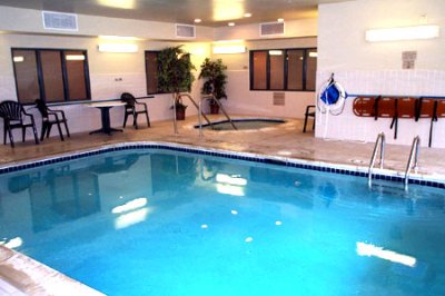 Country Inn & Suites - 