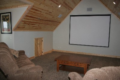 Fall River Lodge - Theater Room