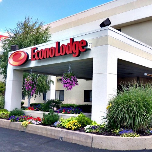 Econo Lodge Arena