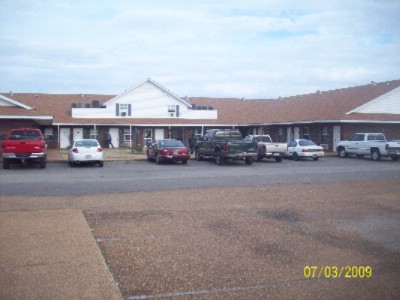 Royal Inn & Suites - 
