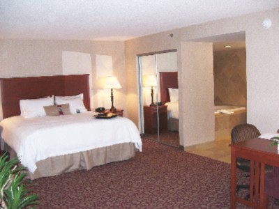 Hampton Inn - Unwind In One Of Our Whirpool Suites.