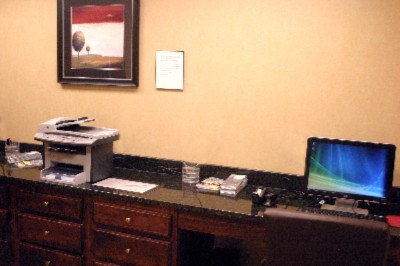 Wingate Inn Savannah Airport - Catch Up On Your Emails Or Finish That Special Project