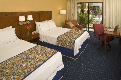 Courtyard by Marriott Downtown / Market Square - 