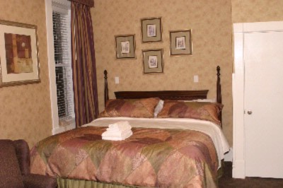 Island House Port Clinton - King Suite