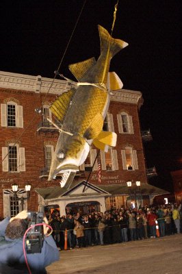 Island House Port Clinton - Walleye Drop On New Years Eve