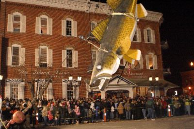 Island House Port Clinton - Walleye Drop On New Years Eve