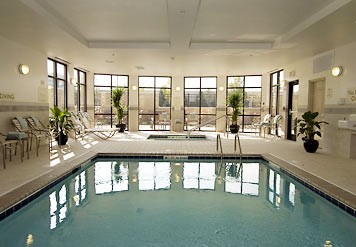 Courtyard by Marriott Schaumburg - 