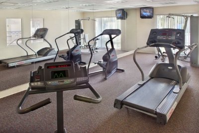 Fairfield Inn & Suites Marriott Newark Airport - Fairfield Inn And Suites Fitness Center