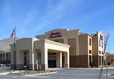 Hampton Inn & Suites - Front Of Hotel
