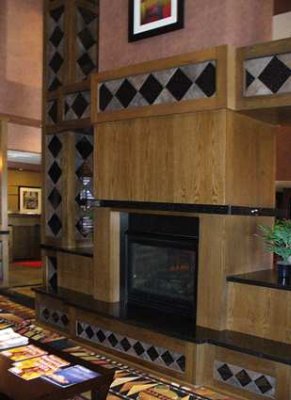 Hampton Inn & Suites - Hotel Lobby