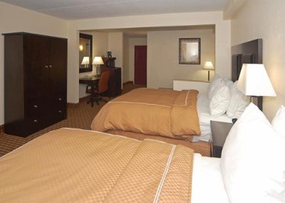 Comfort Suites - Guest Room With Queen Beds