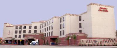 Hampton Inn & Suites Los Angeles / Burbank Airport - 
