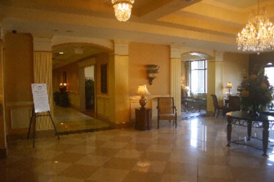 Doubletree Hotel Historic Savannah - Lobby