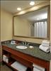 Wyndham Peachtree Conference Center - Restroom