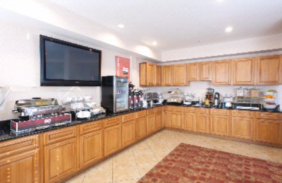 Comfort Suites - Breakfast Every Morning 6am-10am