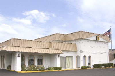 Super 8 Morton Grove - 