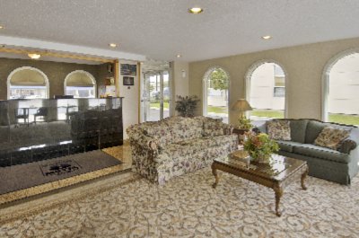 Super 8 Morton Grove - 