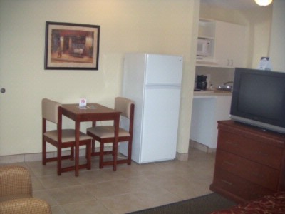 Suburban Extended Stay Chamblee - This Is A View Of Our Kitchenettes.