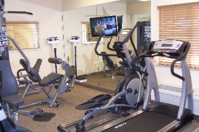 Candlewood Suites - 