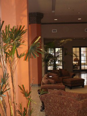 Grand Eastonian Suites Hotel - 
