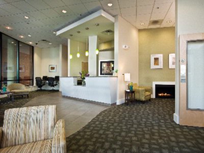 Clean & Comfortable Lobby