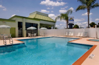 Days Inn North Orlando - Pool View