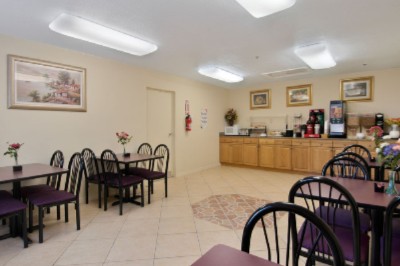 Days Inn North Orlando - Breakfast Room